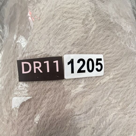 BAILEY Women sleeveless sweater cream ivory soft viscose quiet luxury size L - Picture 8 of 8